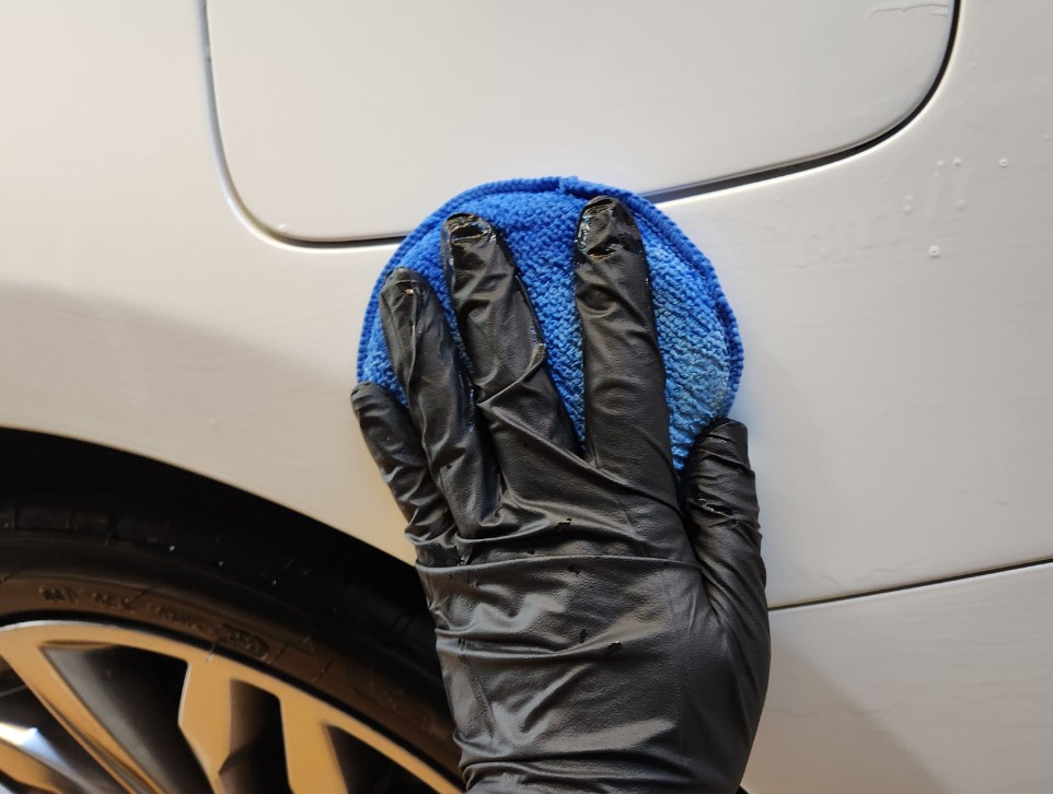 Removing bonded contamination with a paint cleaner